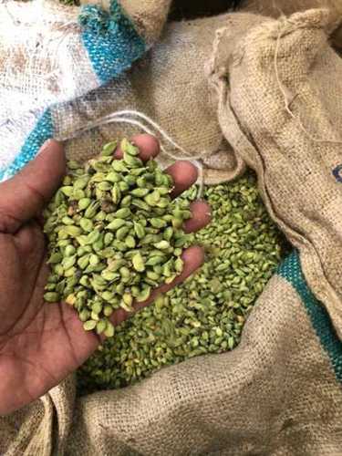 Green Cardamom 1